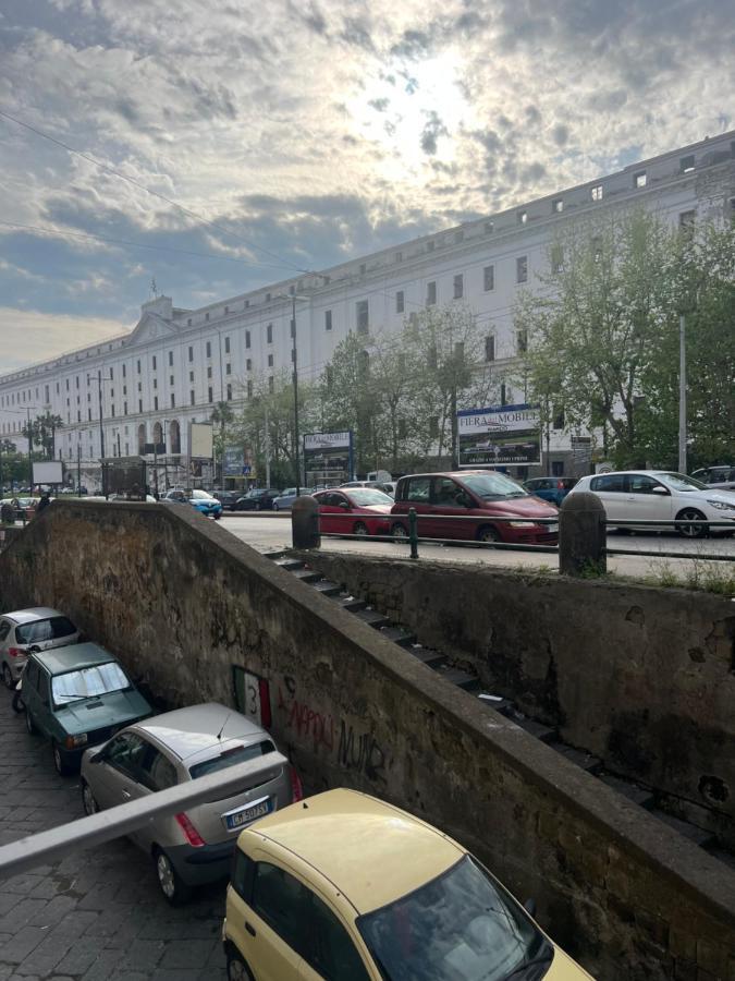 Apartment Carlo III Napoli Bagian luar foto