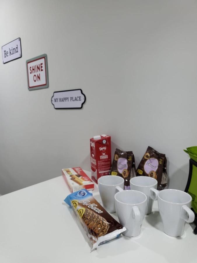 Apartment Carlo III Napoli Bagian luar foto
